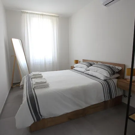 아파트 Casa Martina A Centro